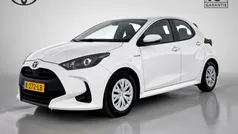 Wit Gebruikt 2021 Toyota Yaris Hybrid Comfort Hatchback | € 16.900 (Goede deal)