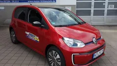 Rood Gebruikt 2023 VW e-up! Edition Hatchback | € 22.219 (Eerlijke prijs)