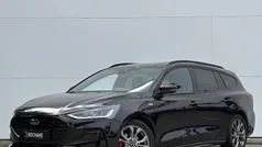 Zwart Gebruikt 2022 Ford Focus ST-Line Stationwagen | € 20.995 (Eerlijke prijs)