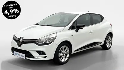 Occasion Renault Clio IV LIMITED 120 PK (88 kW) 2017 Wit Hatchback