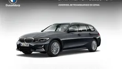 Gebruikt 2020 BMW 330e Luxury Line Stationwagen | € 27.950 (Goede deal)