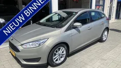 Grijs Gebruikt 2016 Ford Focus Trend Hatchback | € 7.950 (Eerlijke prijs)