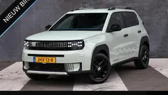 Gebruikt 2025 Fiat Grande Panda Icon SUV | € 26.995 (Eerlijke prijs)