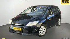 Zwart Gebruikt 2012 Ford Focus Trend Stationwagen | € 5.445 (Eerlijke prijs)