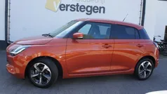 Oranje Nieuw 2025 Suzuki Swift Style Hatchback | € 25.899 (Eerlijke prijs)
