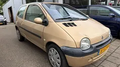 Gebruikt 2003 Renault Twingo Dynamique Hatchback | € 1.249 (Eerlijke prijs)