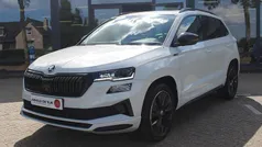 Wit, metallic lak Gebruikt 2022 Skoda Karoq Business Line SUV | € 32.950 (Eerlijke prijs)