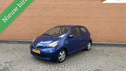 Blauw Occasion 2007 Toyota Aygo Hatchback | € 2.294 (Eerlijke prijs)