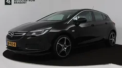 Gebruikt 2019 Opel Astra Business Hatchback | € 9.945 (Eerlijke prijs)