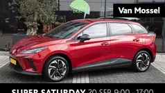 Rood Nieuw 2025 MG MG4 EV Hatchback | € 24.995 (Super prijs)