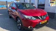 Rood Gebruikt 2017 Nissan Qashqai 360º SUV | € 12.600 (Eerlijke prijs)