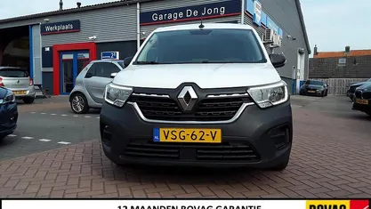 Wit Gebruikt 2022 Renault Kangoo Komfort MPV | € 14.850 (Eerlijke prijs)