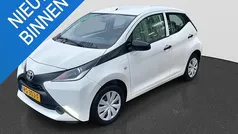 Wit Gebruikt 2017 Toyota Aygo Hatchback | € 8.950 (Eerlijke prijs)