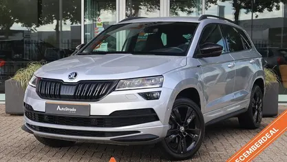 Grijs Gebruikt 2020 Skoda Karoq SportLine SUV | € 21.900 (Eerlijke prijs)