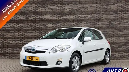 Wit Occasion 2012 Toyota Auris Hybrid Business Edition Hatchback | € 9.900 (Eerlijke prijs)