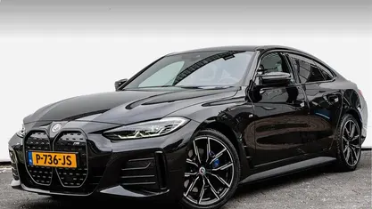 Zwart Gebruikt 2022 BMW i4 Comfort Edition Sedan | € 37.850 (Super prijs)