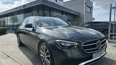 Grijs Gebruikt 2022 Mercedes E300 Business Sedan | € 48.950 (Eerlijke prijs)