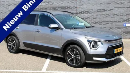 Occasion Kia Niro Comfort 44 PK (32 kW) 2023 Grijs SUV