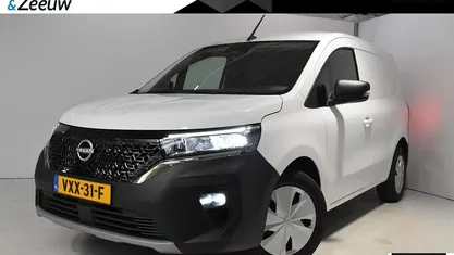 Mineral white & grey Gebruikt 2023 Nissan Townstar N-Connecta Van | € 18.920 (Super prijs)