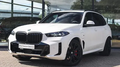 Wit Gebruikt 2025 BMW X5 Comfort Edition SUV | € 98.950 (Eerlijke prijs)