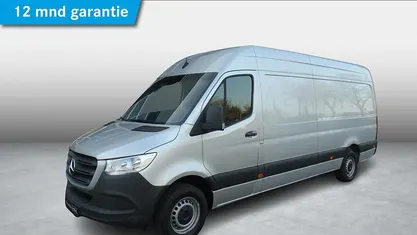 Zilver Occasion 2021 Mercedes Sprinter Van | € 27.950 (Eerlijke prijs)