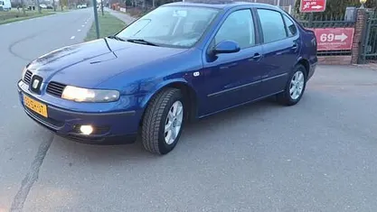 Blauw (metallic) Occasion 2006 Seat Toledo Sedan | € 1.350 (Eerlijke prijs)