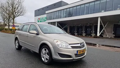 Grijs Gebruikt 2009 Opel Astra Business Stationwagen | € 1.450 (Eerlijke prijs)
