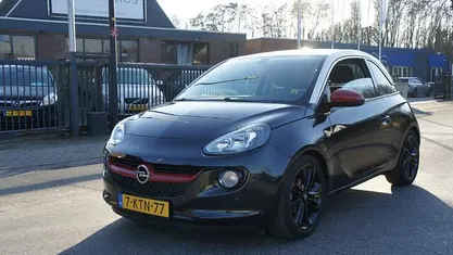 Zwart (metallic) Occasion 2013 Opel Adam Slam Hatchback | € 8.250 (Eerlijke prijs)