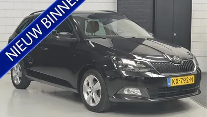 Zwart Gebruikt 2016 Skoda Fabia Business Line Stationwagen | € 9.950 (Eerlijke prijs)