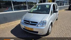 Grijs Gebruikt 2005 Opel Meriva Essentia MPV | € 1.640 (Eerlijke prijs)