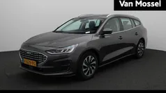 Grijs Gebruikt 2022 Ford Focus Style Stationwagen | € 18.900 (Goede deal)