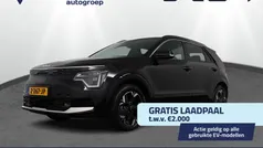 Zwart Gebruikt 2024 Kia e-Niro Advance SUV | € 36.950 (Eerlijke prijs)