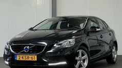 Zwart Gebruikt 2013 Volvo V40 Kinetic Stationwagen | € 7.945 (Eerlijke prijs)