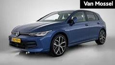 Blauw Nieuw 2025 VW Golf VIII Edition Hatchback | € 37.900 (Eerlijke prijs)