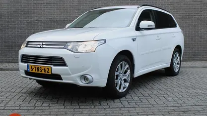 Occasion Mitsubishi Outlander P-HEV Instyle 2014 SUV
