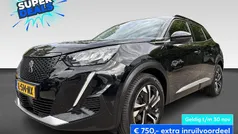 Zwart Gebruikt 2021 Peugeot 2008 Allure SUV | € 17.940 (Eerlijke prijs)