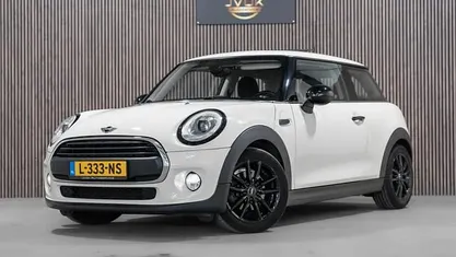 Occasion 2015 Mini ONE Pepper Hatchback | € 11.400 (Eerlijke prijs)