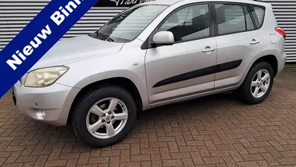 Grijs Gebruikt 2006 Toyota RAV4 Sol SUV | € 9.500 (Eerlijke prijs)