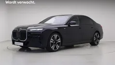 Gebruikt 2025 BMW 750e Executive Sedan | € 119.895 (Goede deal)