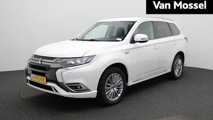 Occasion Mitsubishi Outlander P-HEV Intense 135 PK (99 kW) 2021 SUV