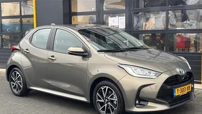 Occasion 2023 Toyota Yaris Hatchback | € 20.900 (Eerlijke prijs)