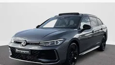 Grijs Nieuw 2025 VW Passat R-line Stationwagen | € 63.500 (Eerlijke prijs)