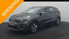 Grijs, metallic lak Gebruikt 2022 Kia Niro SUV | € 26.440 (Goede deal)