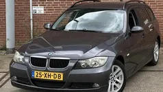 Grijs, metallic lak Gebruikt 2007 BMW 318 Stationwagen | € 4.750 (Goede deal)