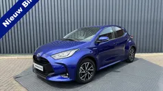 Blauw Gebruikt 2021 Toyota Yaris Hybrid Hatchback | € 20.950 (Eerlijke prijs)