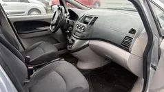 Mitsubishi Grandis