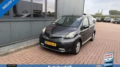 Grijs Gebruikt 2012 Toyota Aygo Hatchback | € 4.500 (Eerlijke prijs)