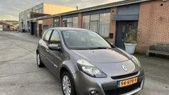 Grijs Gebruikt 2011 Renault Clio II Collection Hatchback | € 2.950 (Eerlijke prijs)
