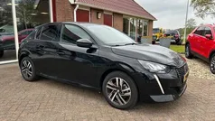 Gebruikt 2023 Peugeot 208 Allure Hatchback | € 20.945 (Eerlijke prijs)