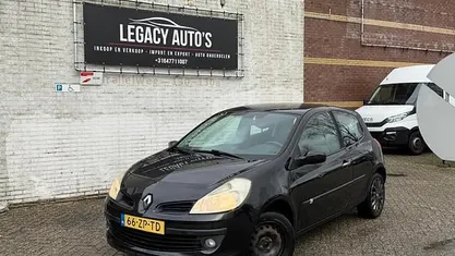 Occasion Renault Clio II Dynamique 75 PK (55 kW) 2008 Zwart Hatchback